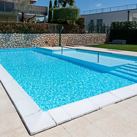 Yin & Yang - Regarda Travel * Lazise