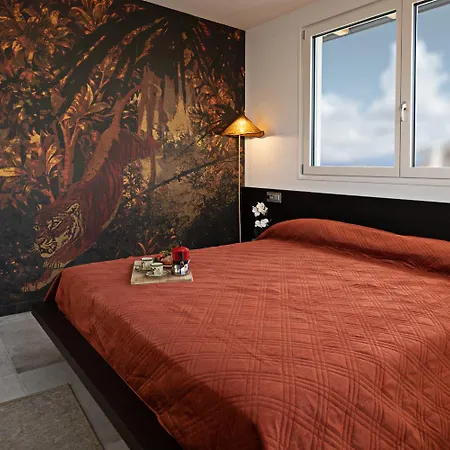 Yin & Yang - Regarda Travel アパート